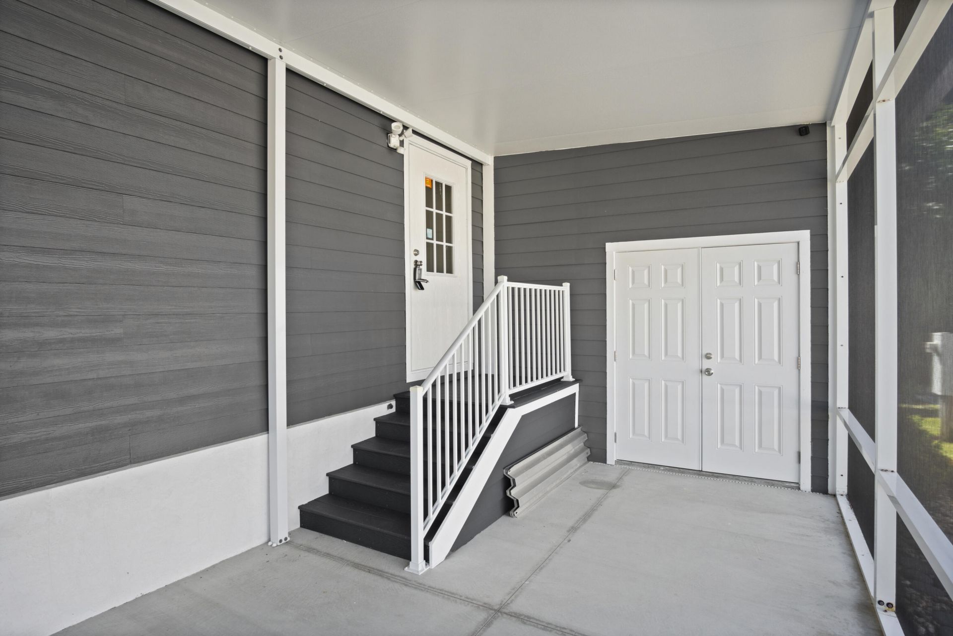 8328 SE Swan Avenue, Hobe Sound, FL 33455 Photo