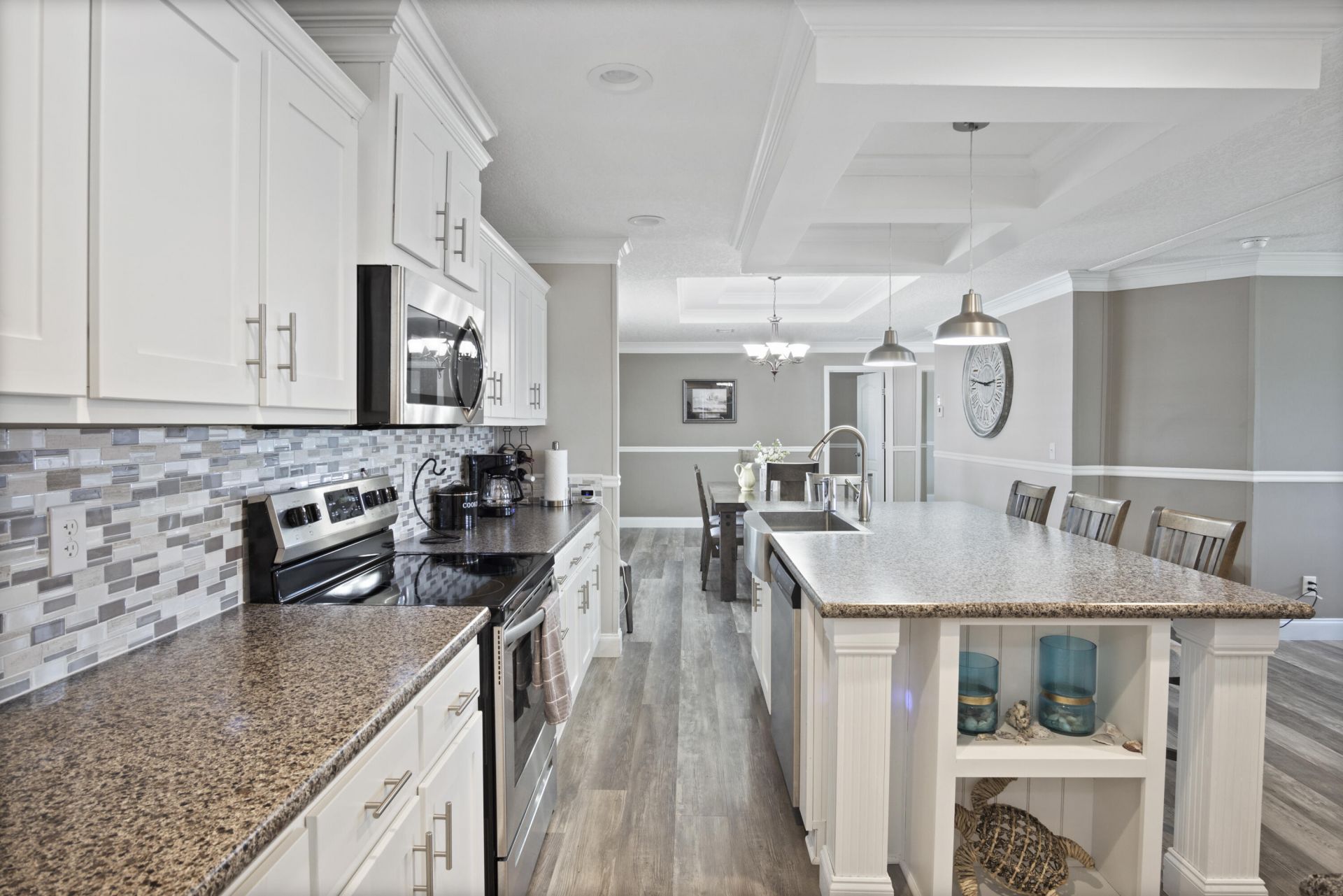 8328 SE Swan Avenue, Hobe Sound, FL 33455 Photo