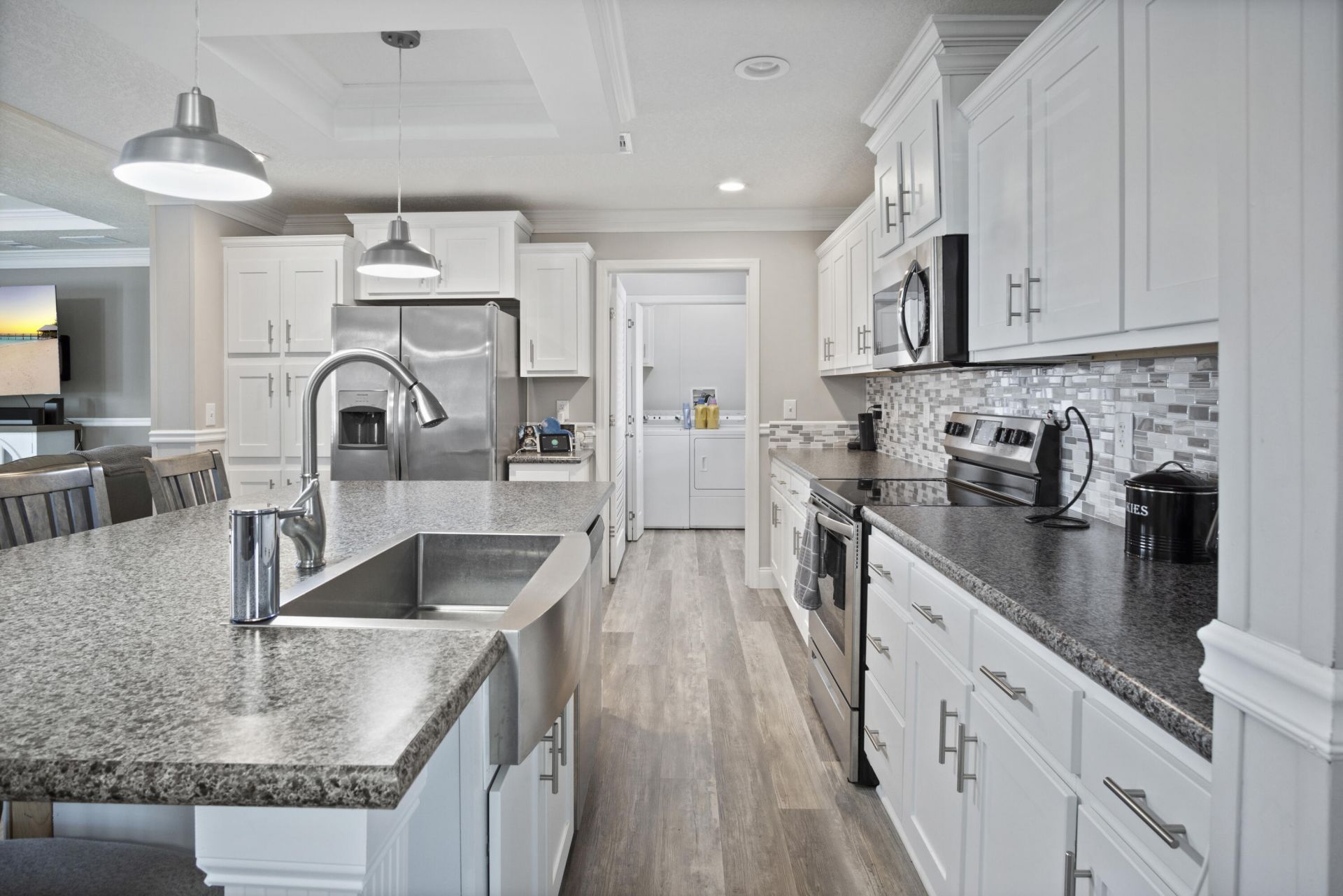 8328 SE Swan Avenue, Hobe Sound, FL 33455 Photo