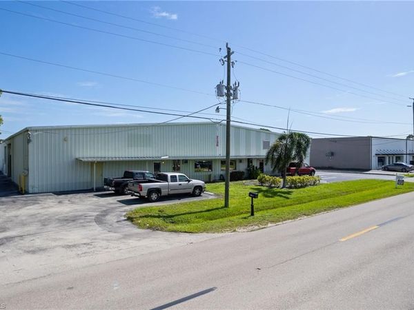 2130 Andrea LN, FORT MYERS, FL 33912