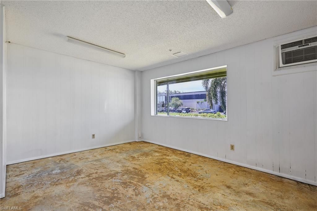 2130 Andrea Ln, Fort Myers, FL 33912 Photo