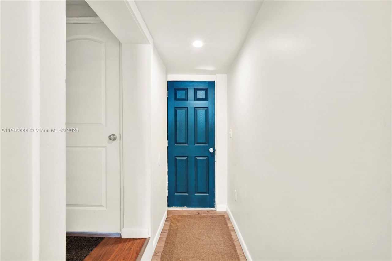 124 Valjean Ln, Tavernier, FL 33070 Photo