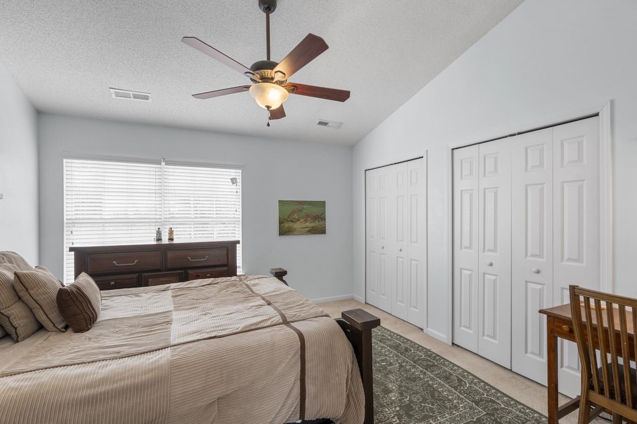 341 Kelsey Boulevard Photo 10