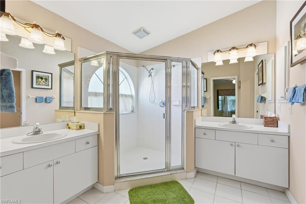 8055 Tiger Cv, Unit 608, Naples, FL 34113 Photo