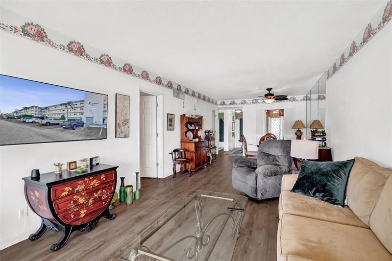 105 NE 19th Avenue, Unit 352, Deerfield Beach, FL 33441 Photo