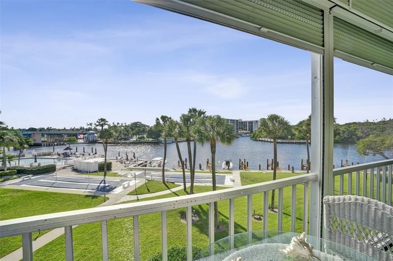 105 NE 19th Avenue, Unit 352, Deerfield Beach, FL 33441 Photo