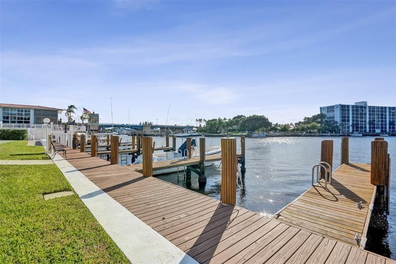 105 NE 19th Avenue, Unit 352, Deerfield Beach, FL 33441 Photo