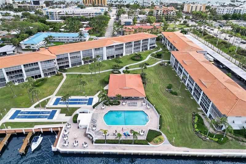 105 NE 19th Avenue, Unit 352, Deerfield Beach, FL 33441 Photo