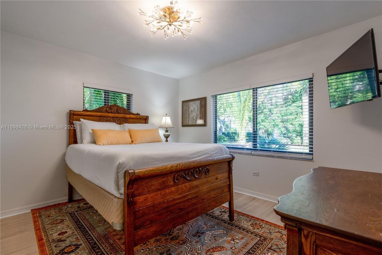 29880 SW 183rd Ct, Homestead, FL 33030 Photo