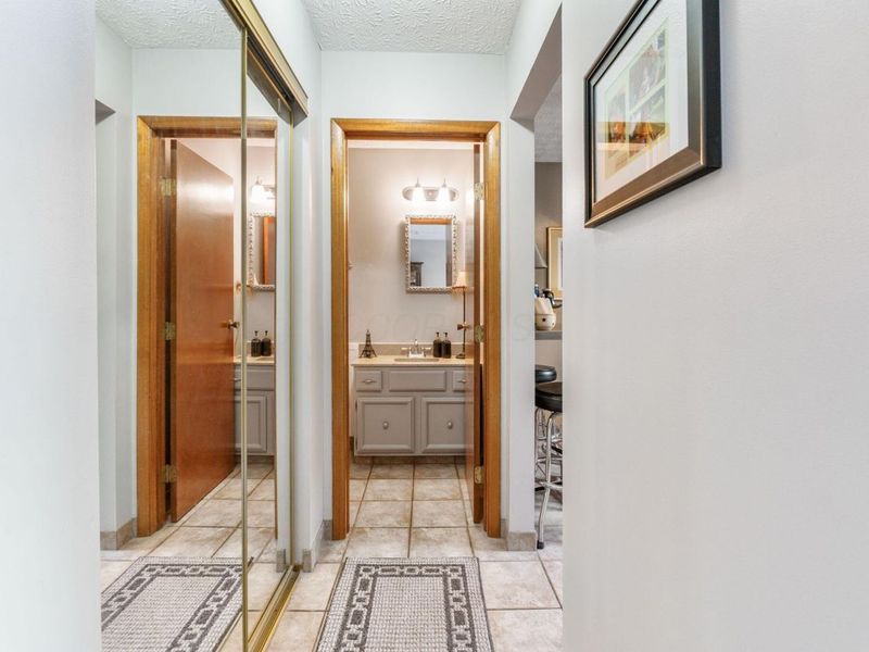 586 Willis Lane, Delaware, OH 43015 Photo 17