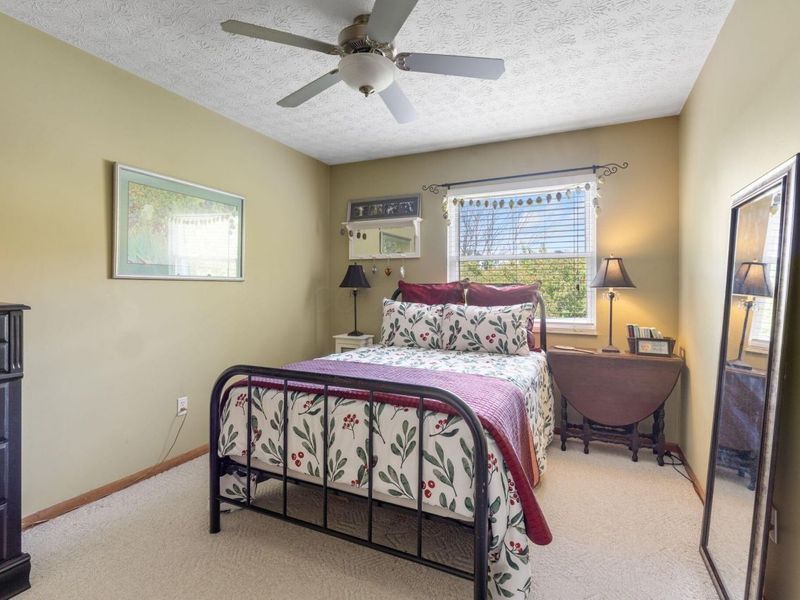 586 Willis Lane, Delaware, OH 43015 Photo 21