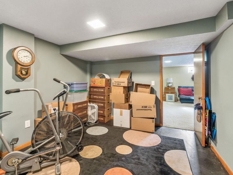 586 Willis Lane, Delaware, OH 43015 Photo 35