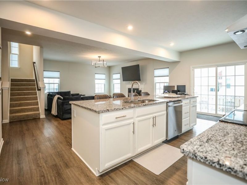 76 Wanda Court, Kent, OH 44240 Photo 6