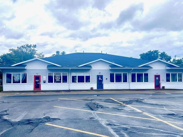 947 W Broadway Avenue, Roosevelt Park, MI 49441