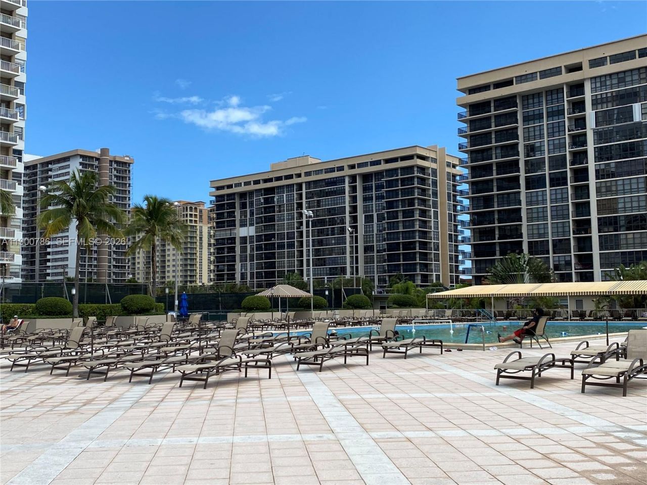 1965 S Ocean Dr, Unit 8B, Hallandale Beach, FL 33009 Photo