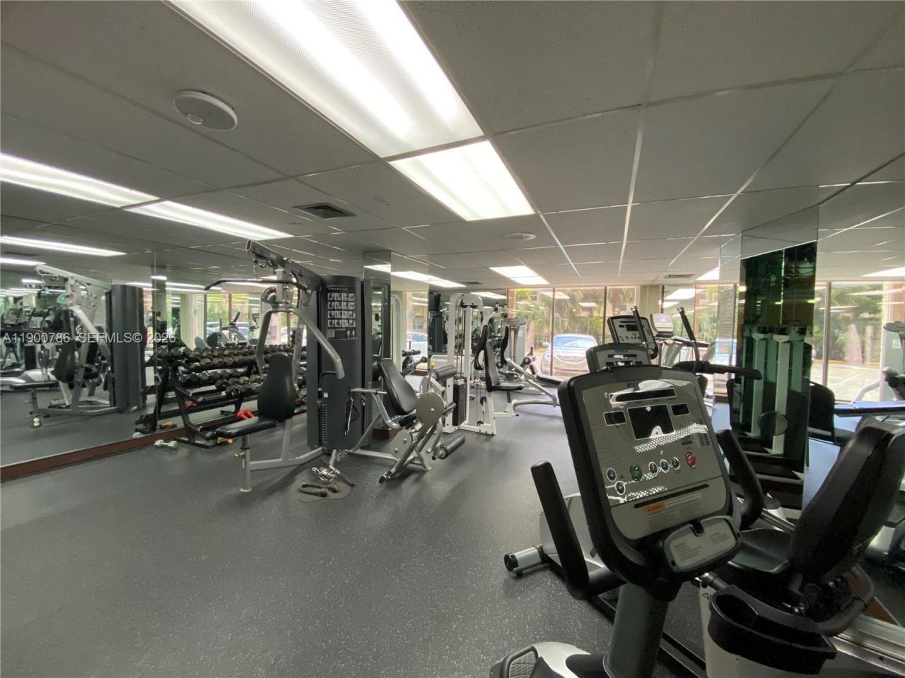 1965 S Ocean Dr, Unit 8B, Hallandale Beach, FL 33009 Photo