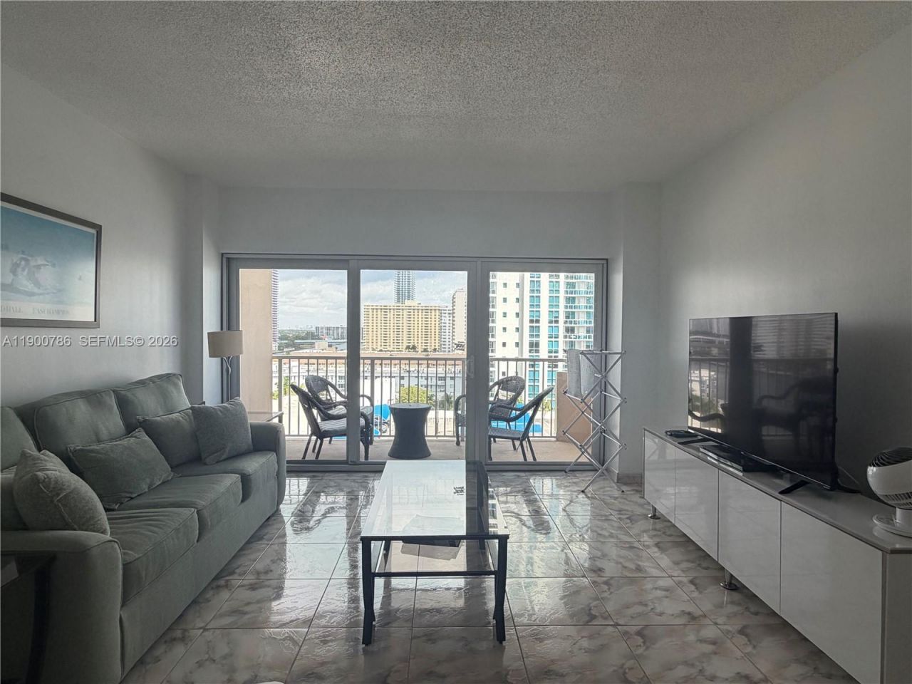 1965 S Ocean Dr, Unit 8B, Hallandale Beach, FL 33009 Photo