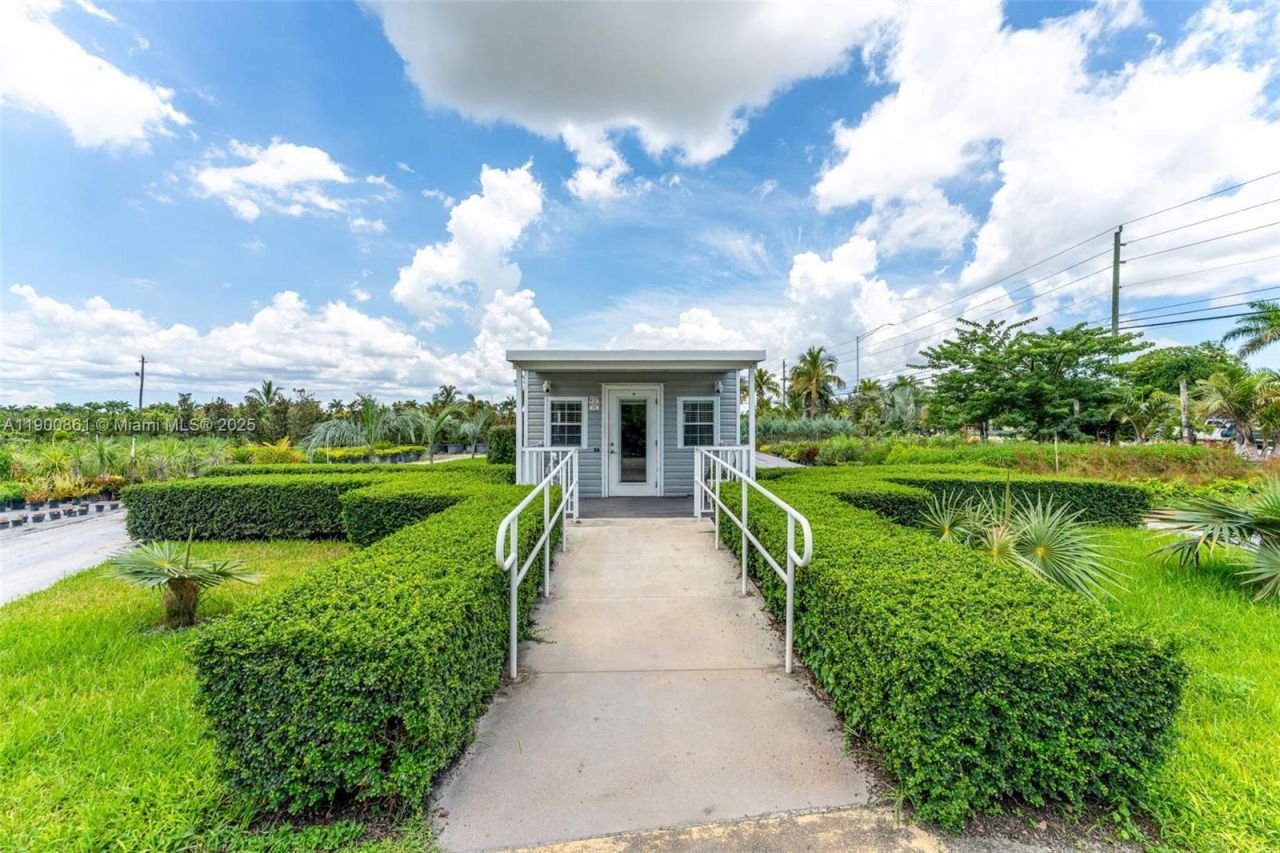 19000 SW Krome Aka 177 Ave, Miami, FL 33187 Photo