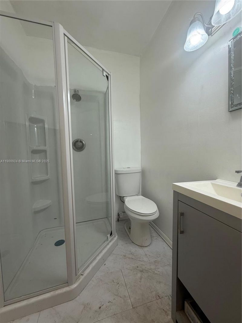 1918 NW 82nd St, Miami, FL 33147 Photo