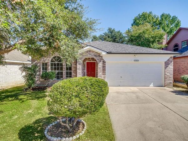 7452 Blackthorn Drive, Fort Worth, TX 76137