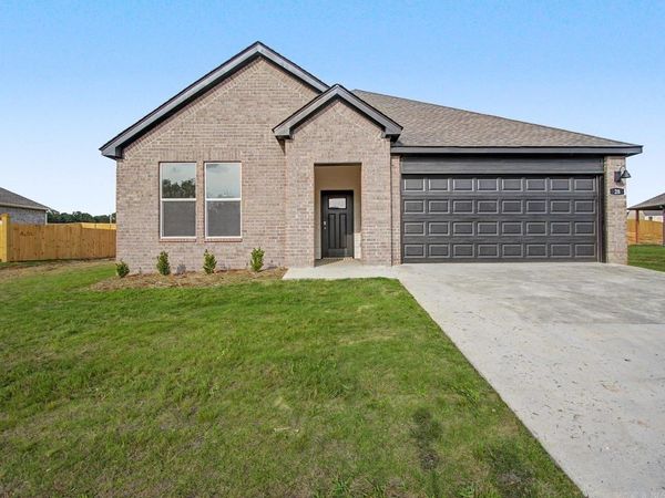 28 Plantation Drive, Mayflower, AR 72106