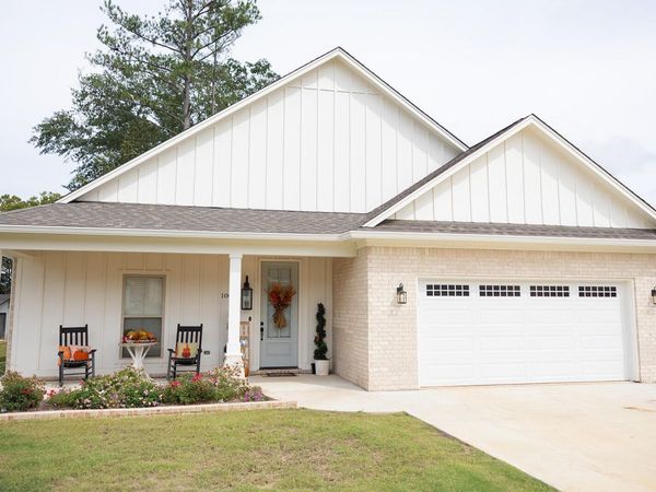 1004 Celi Pearl Cv., New Albany, MS 38652