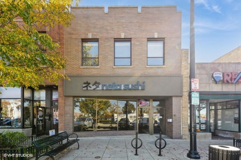 35 S Prospect Avenue, Park Ridge, IL 60068