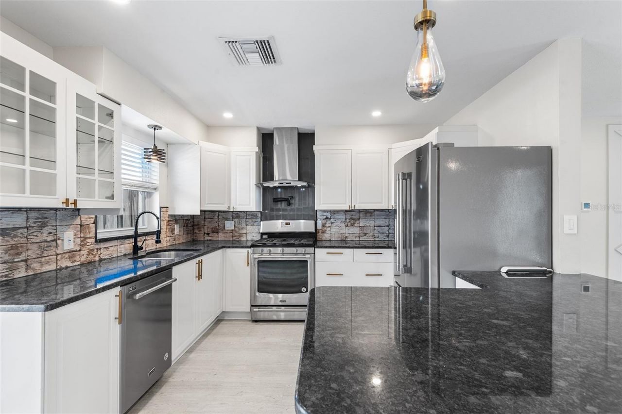 810 22nd Street N, Saint Petersburg, FL 33713 Photo