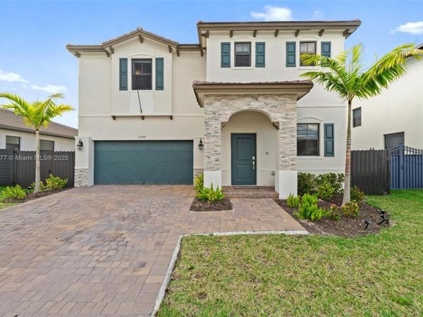 23302 SW 132nd Pl, Miami, FL 33170