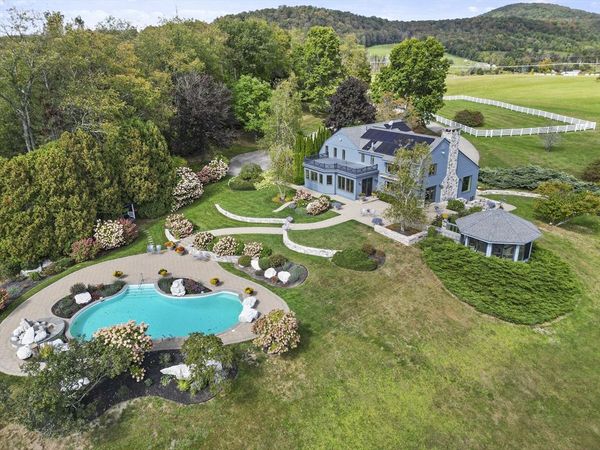 60 Old Cheshire Rd, Lanesborough, MA 01237