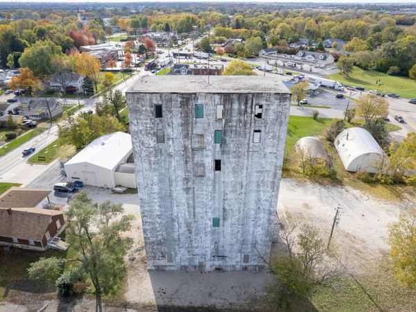 14727 S Naperville Road, Plainfield, IL 60544