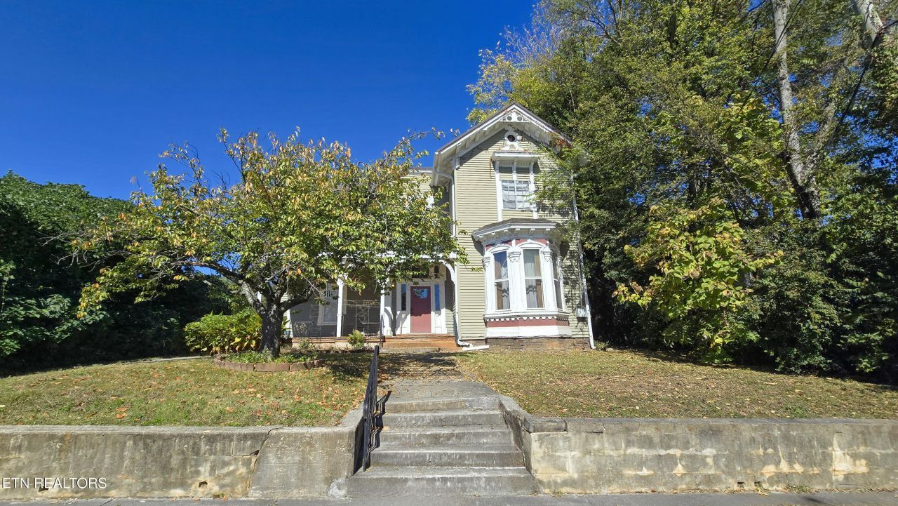 311 Silver Place, Knoxville, TN 37917 Main Photo