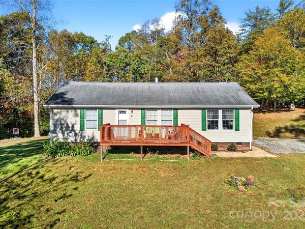 157 Blue Bird Meadows Drive, Nebo, NC 28761