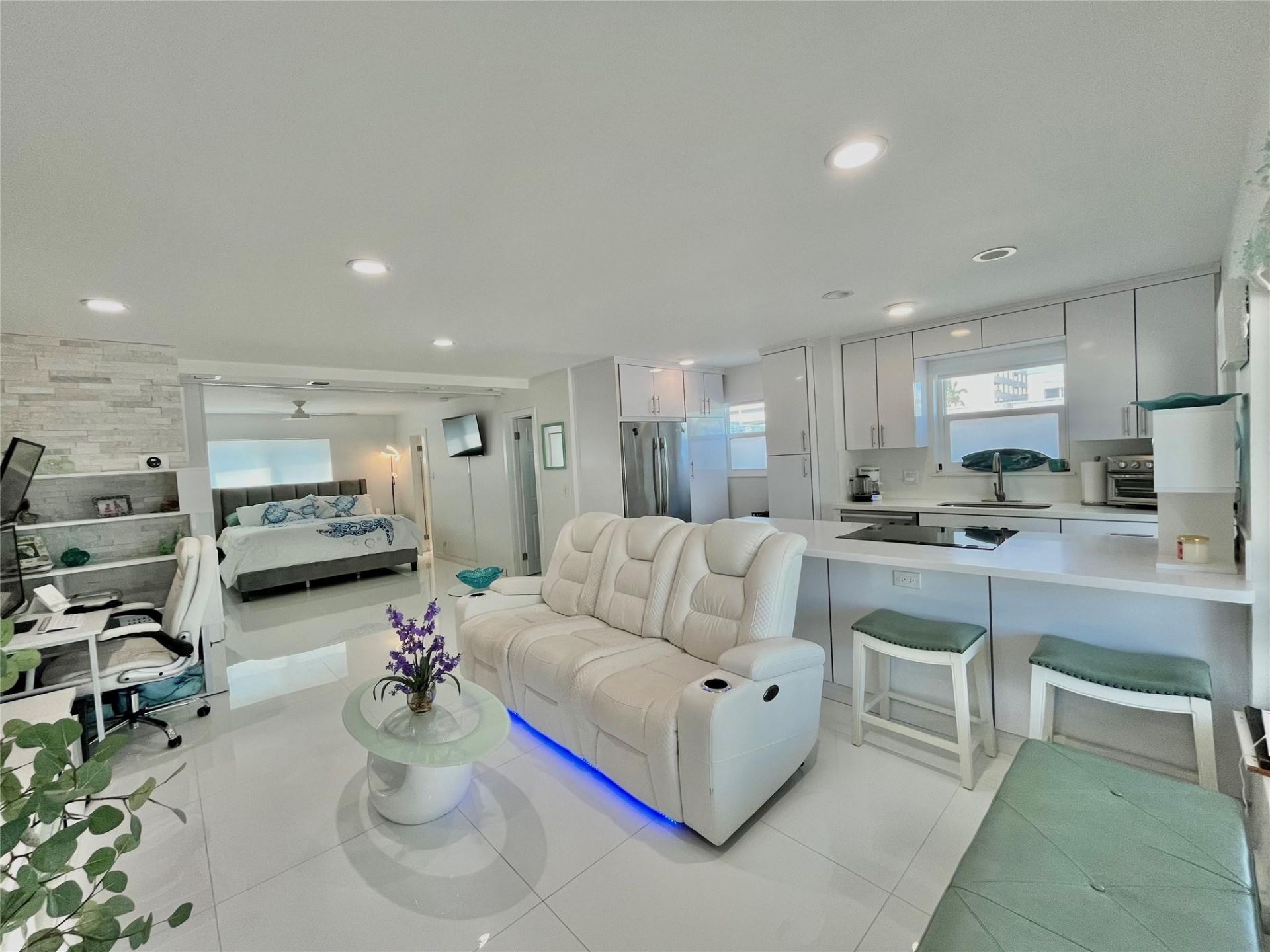 310 S Broadwalk, Unit 3B, Hollywood, FL 33019 Photo