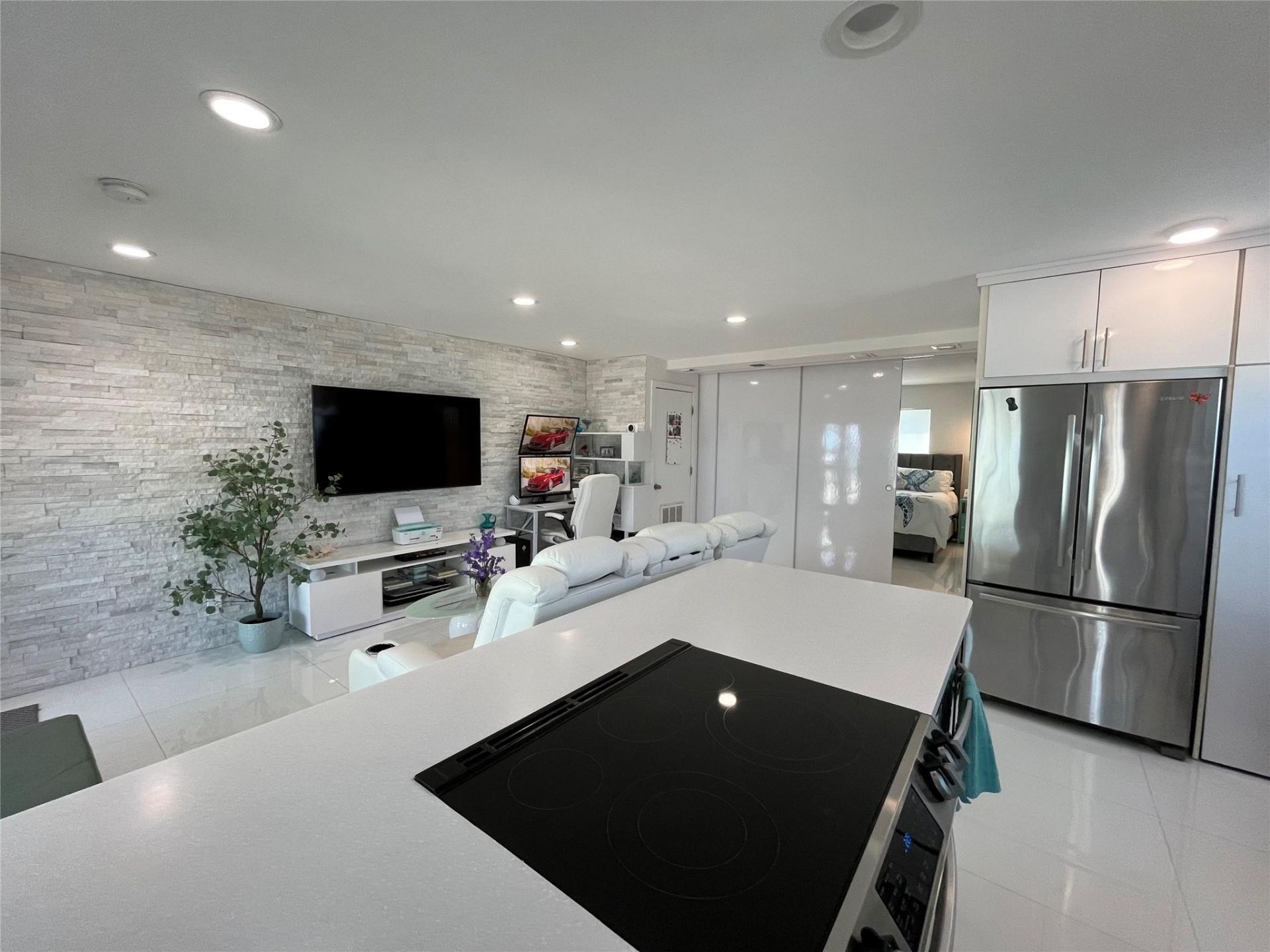 310 S Broadwalk, Unit 3B, Hollywood, FL 33019 Photo