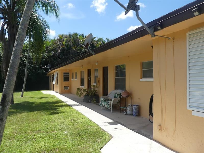 4725 SW 65th Avenue, Davie, FL 33314 Photo