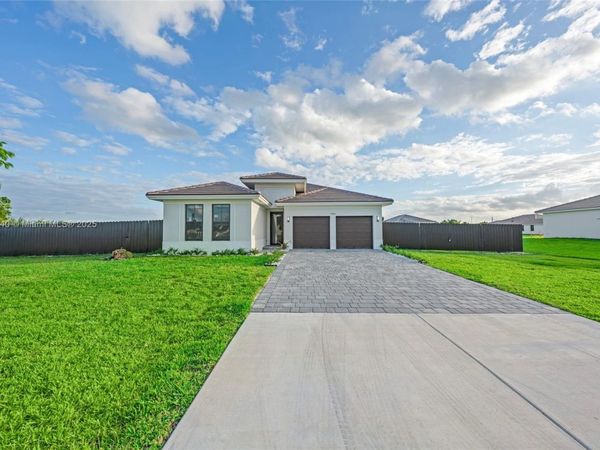 19504 SW 324th St, Homestead, FL 33030