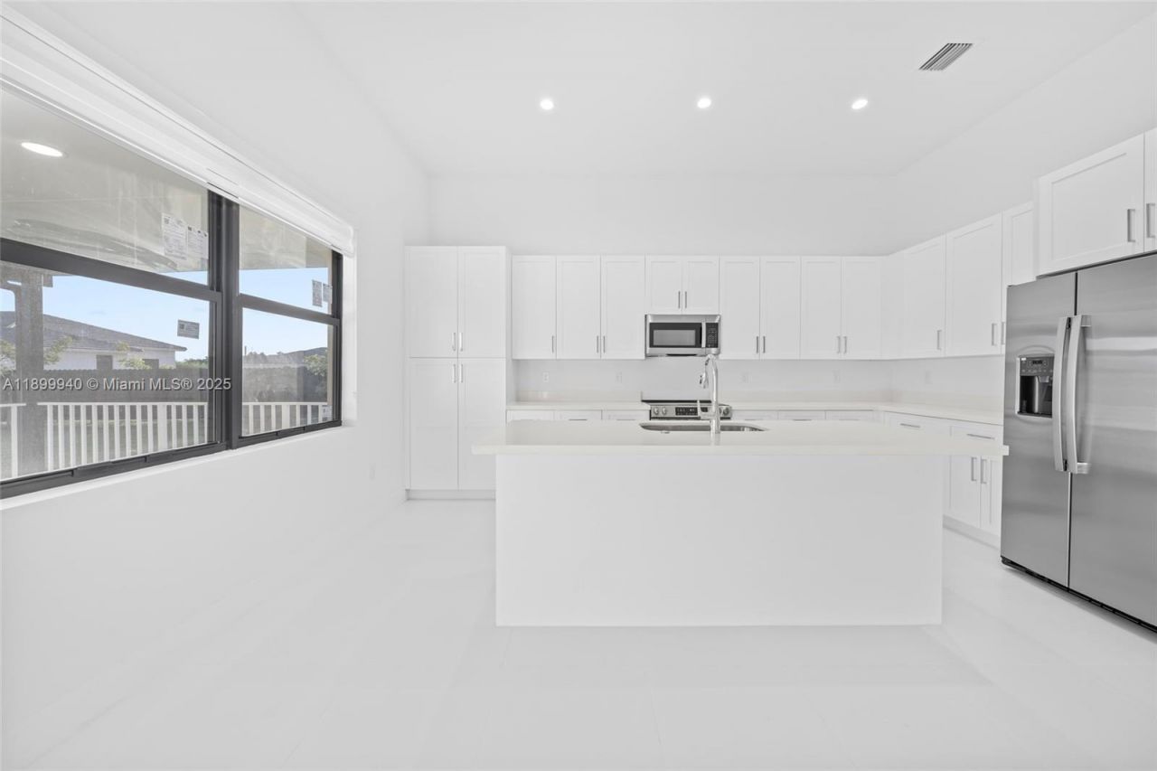 19504 SW 324th St, Homestead, FL 33030 Photo