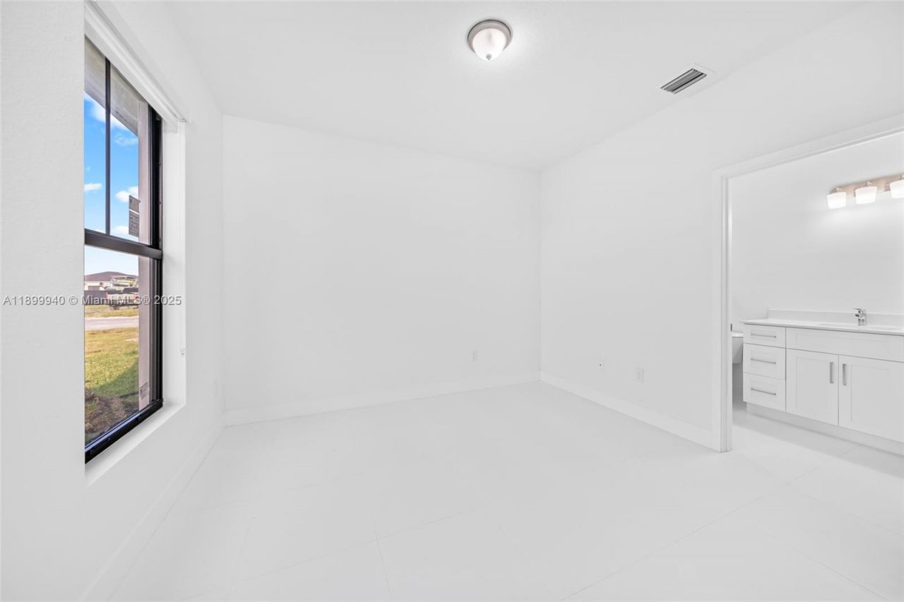 19504 SW 324th St, Homestead, FL 33030 Photo