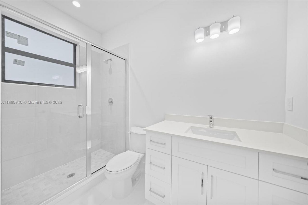 19504 SW 324th St, Homestead, FL 33030 Photo