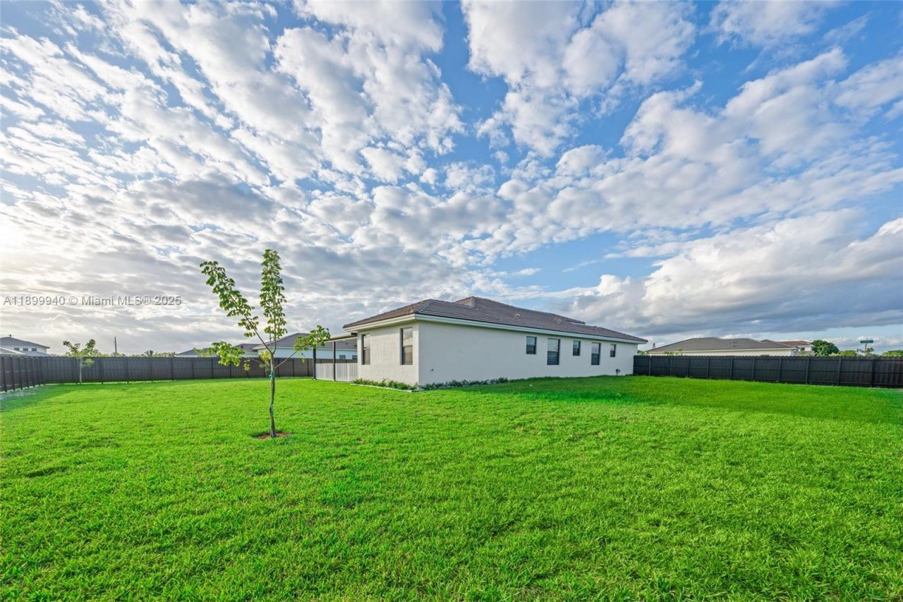 19504 SW 324th St, Homestead, FL 33030 Photo