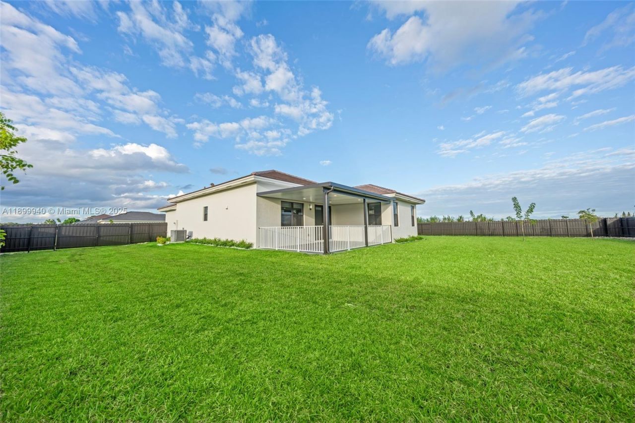 19504 SW 324th St, Homestead, FL 33030 Photo