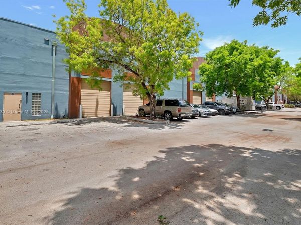 20200 NW 2nd Ave, Unit C6, Miami Gardens, FL 33169