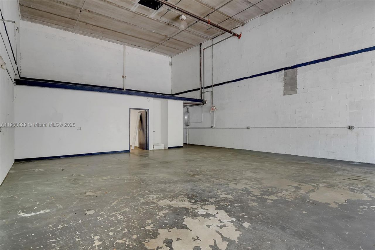 20200 NW 2nd Ave, Unit C6, Miami Gardens, FL 33169 Photo