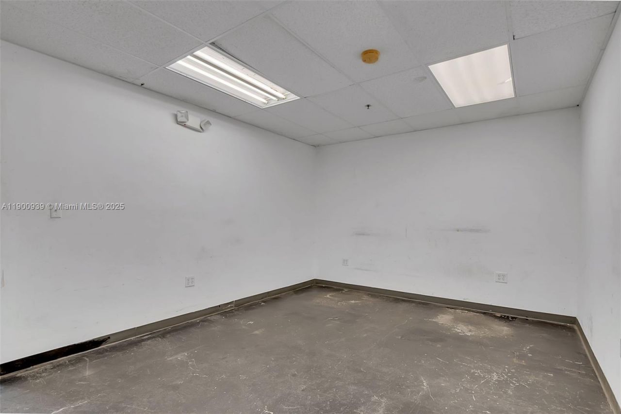 20200 NW 2nd Ave, Unit C6, Miami Gardens, FL 33169 Photo