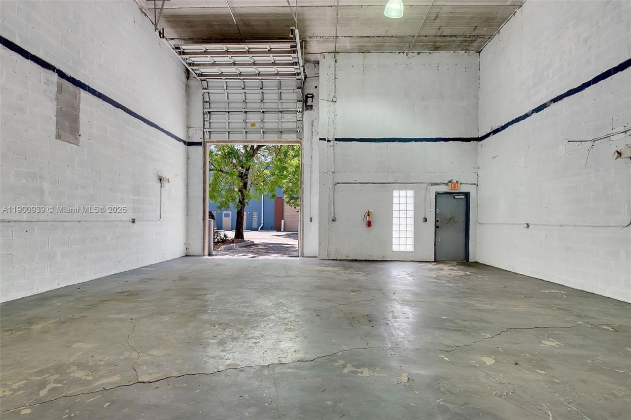 20200 NW 2nd Ave, Unit C6, Miami Gardens, FL 33169 Photo