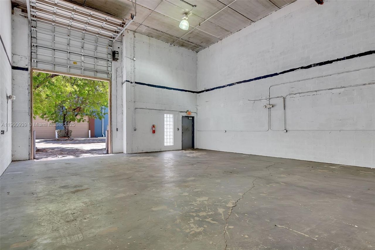 20200 NW 2nd Ave, Unit C6, Miami Gardens, FL 33169 Photo