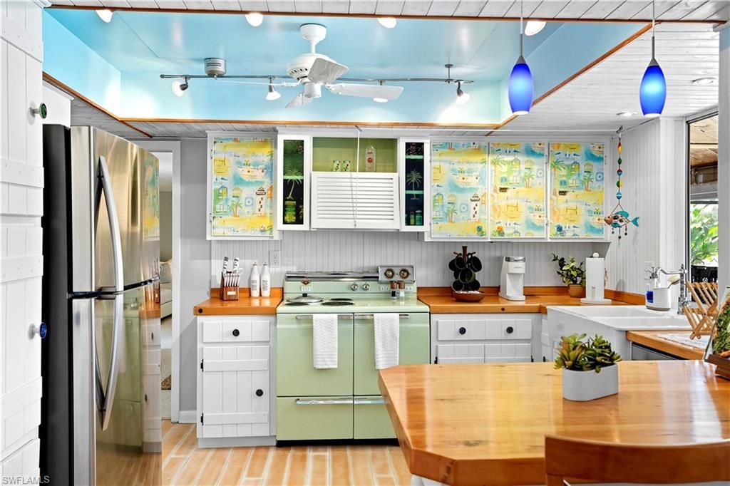 3332 SE 19th Ave, Cape Coral, FL 33904 Photo