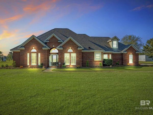 19310 County Road 48, Robertsdale, AL 36567