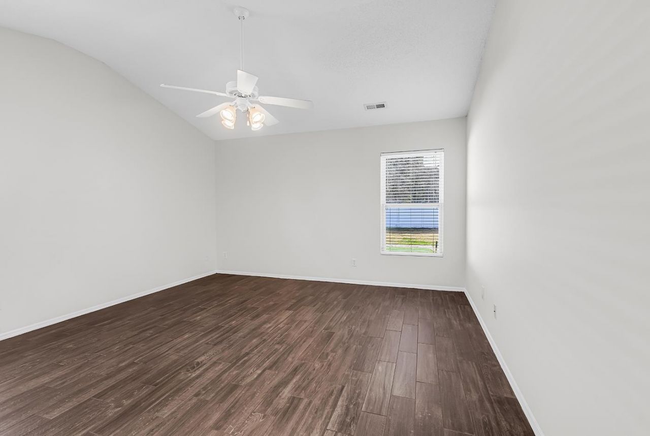 334 Bellegrove Dr. Photo 20